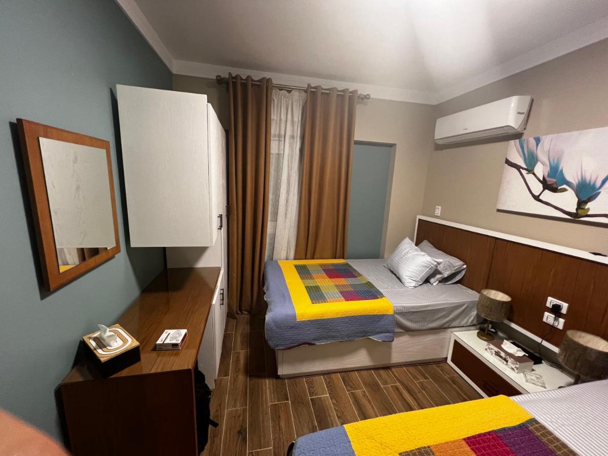 Luxury Flat With Garden And Private Entrance شقة فاخرة بحديقة و مدخل خاص Каїр Екстер'єр фото