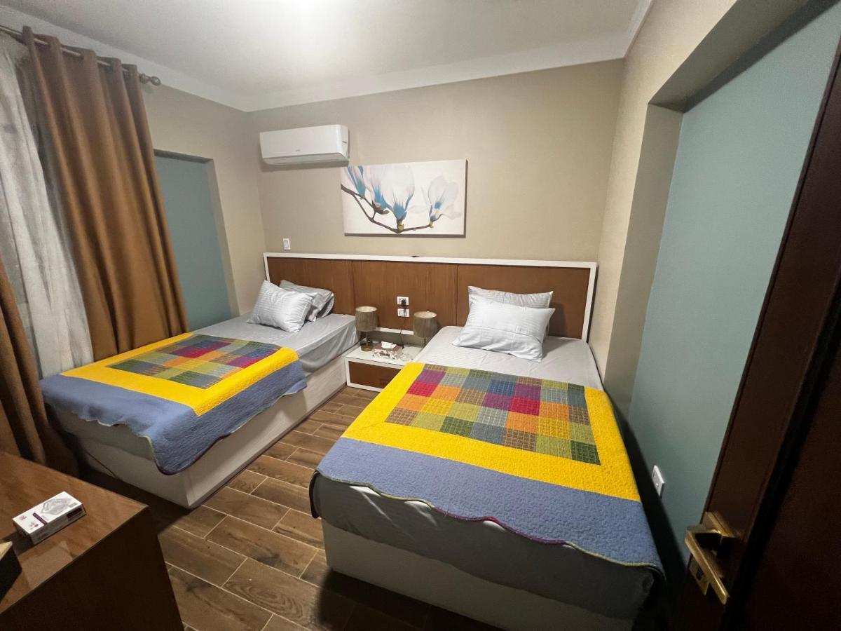 Luxury Flat With Garden And Private Entrance شقة فاخرة بحديقة و مدخل خاص Каїр Екстер'єр фото