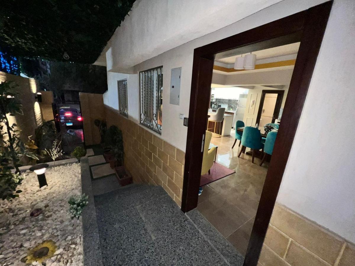 Luxury Flat With Garden And Private Entrance شقة فاخرة بحديقة و مدخل خاص Каїр Екстер'єр фото
