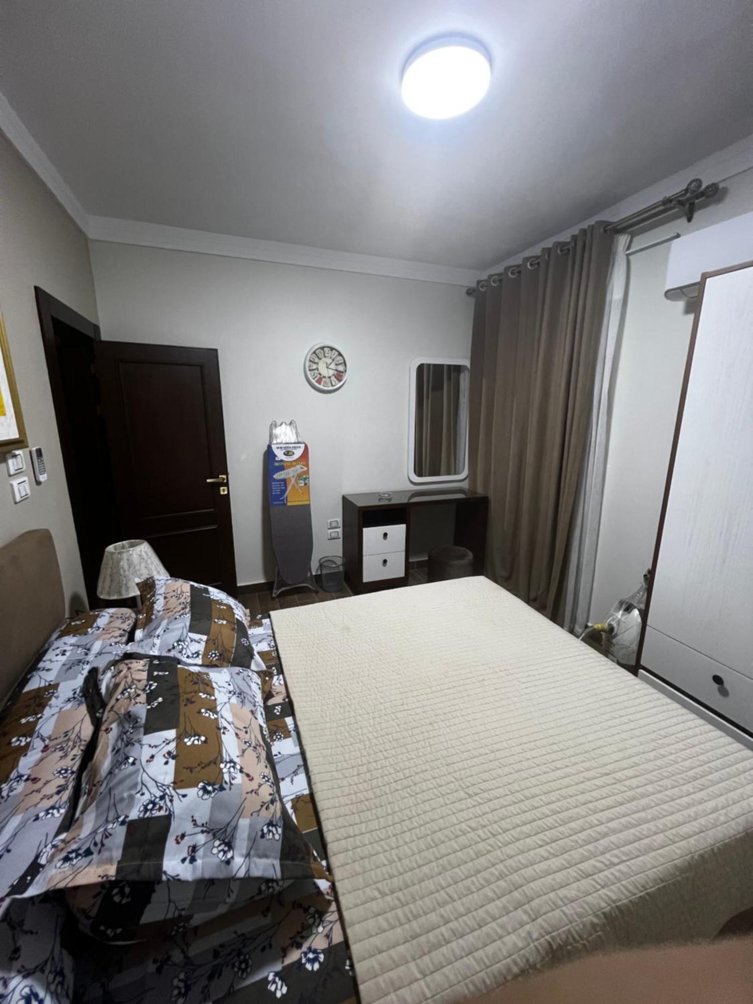 Luxury Flat With Garden And Private Entrance شقة فاخرة بحديقة و مدخل خاص Каїр Екстер'єр фото